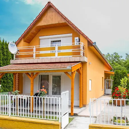 Holiday home Holiday Balaton 511.2 Balatonkeresztur